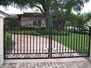 Facts About Swing Gates | Gate Repair Malibu, CA Facts About Swing Gates | Gate Repair Malibu, CA